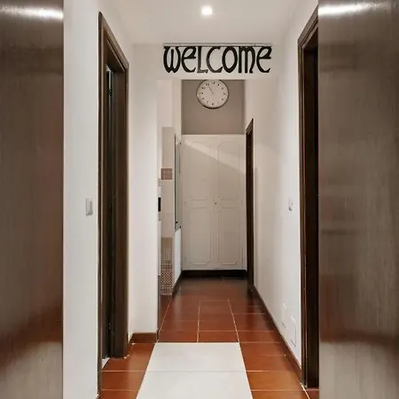 Vatican Welc-home روما